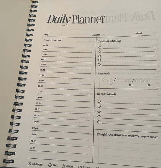 Black and Gold Daily Planner